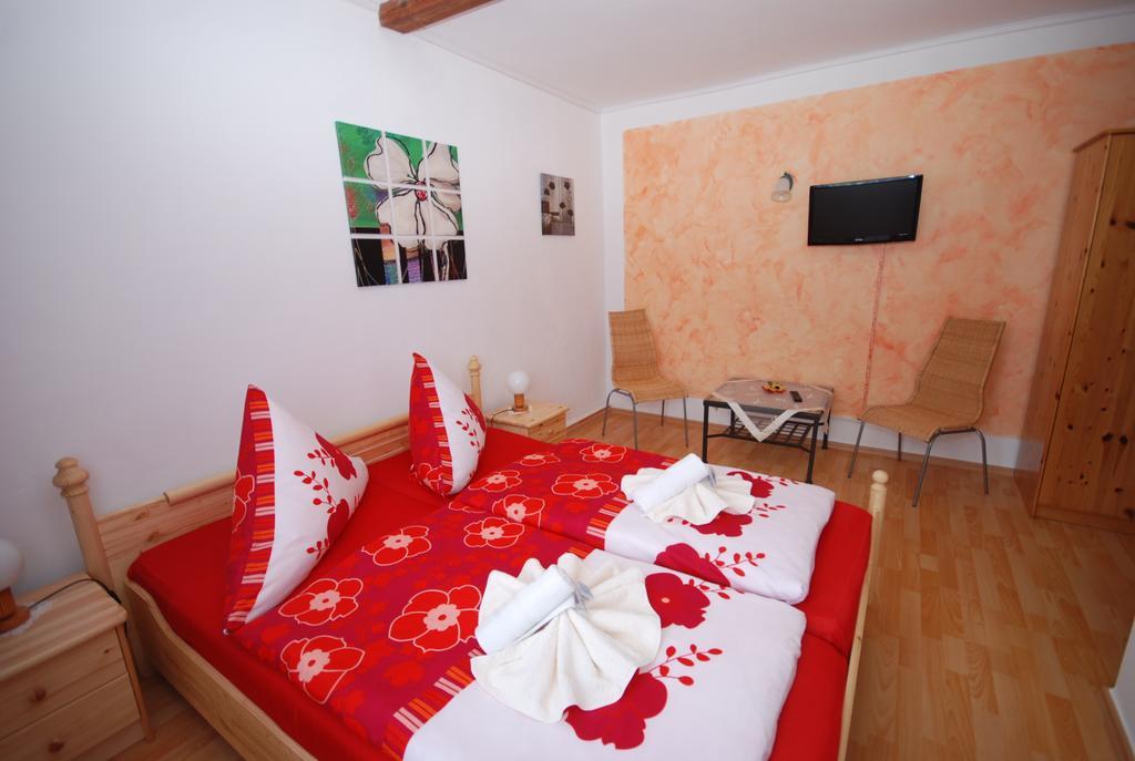 Landpension Bielatal - Raum Quarto foto